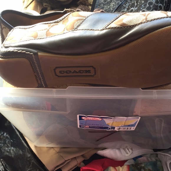 Coach women's size 11B brown /tan like New - Picture 4 of 6